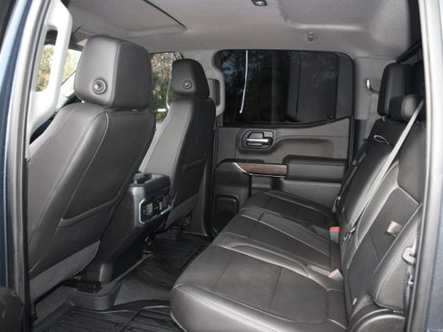 Used 2020 GMC Sierra 1500 SLT w/ SLT Premium Package image 15