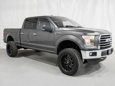 Used 2015 Ford F150 XLT w/ Equipment Group 302A Luxury AWD/4WD image 8