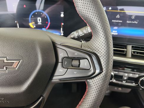 Certified 2024 Chevrolet Trax RS w/ Driver Confidence Package image 31