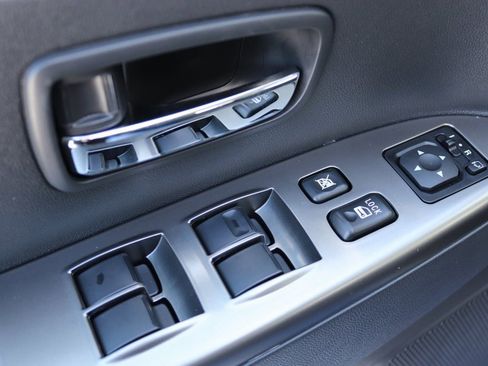 New 2026 Mitsubishi Outlander Sport SE image 18