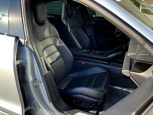 Used 2021 Porsche Taycan 4S image 7