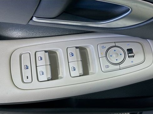 Used 2024 Hyundai Sonata SEL FWD image 19
