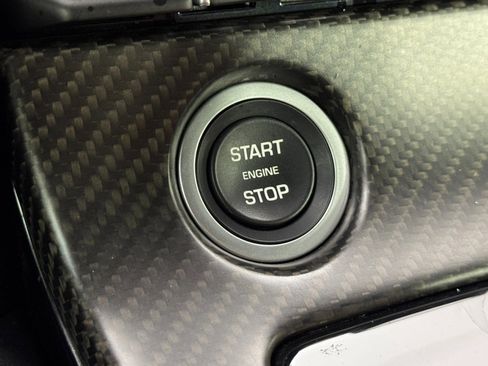 Used 2020 Jaguar F-TYPE R image 25