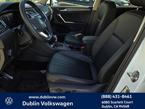 Certified 2023 Volkswagen Tiguan SE FWD image 15