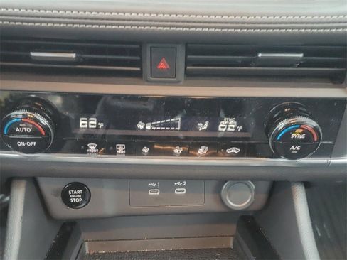 Certified 2025 Nissan Rogue SV image 18