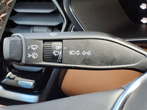 Used 2024 GMC Canyon AT4 w/ Canyon Safety Plus Package image 27