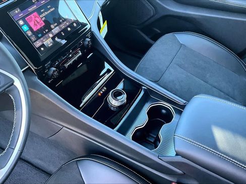 New 2025 Jeep Grand Cherokee Altitude image 17