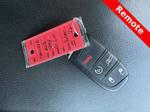 Used 2018 Jeep Grand Cherokee Summit image 33