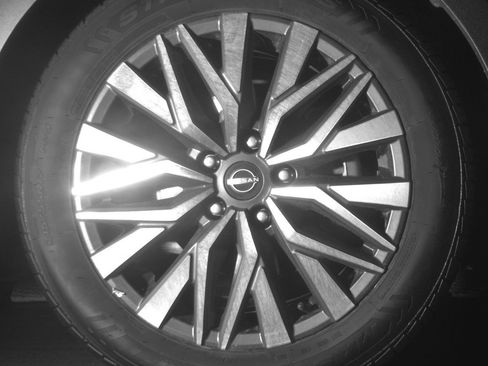 Used 2025 Nissan Altima 2.5 SV image 13