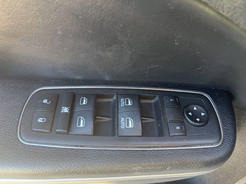 Used 2020 Dodge Charger SXT w/ Leather Interior Group image 32