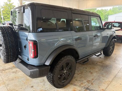 Used 2025 Ford Bronco Outer Banks AWD/4WD image 3