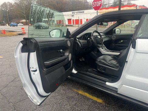 Used 2017 Land Rover Range Rover Evoque HSE Dynamic AWD/4WD image 9