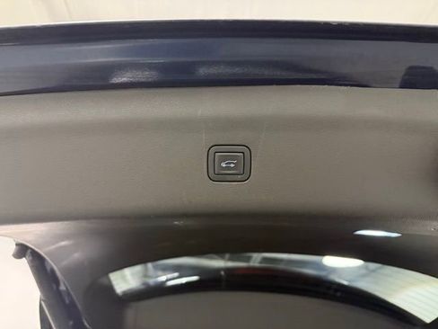 Certified 2022 Buick Enclave Essence w/ Experience Buick Package image 8