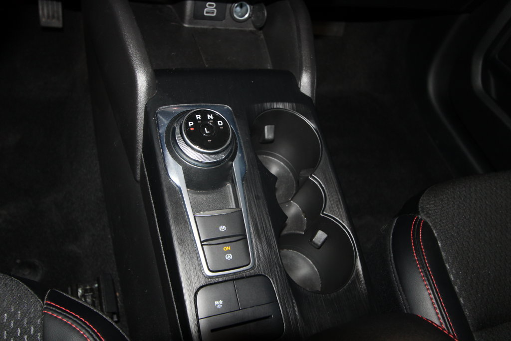 Used 2025 Ford Escape ST-Line w/ Equipment Group 301A FWD image 18