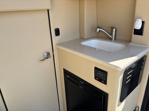 Used 2019 Mercedes-Benz Sprinter 144 image 12