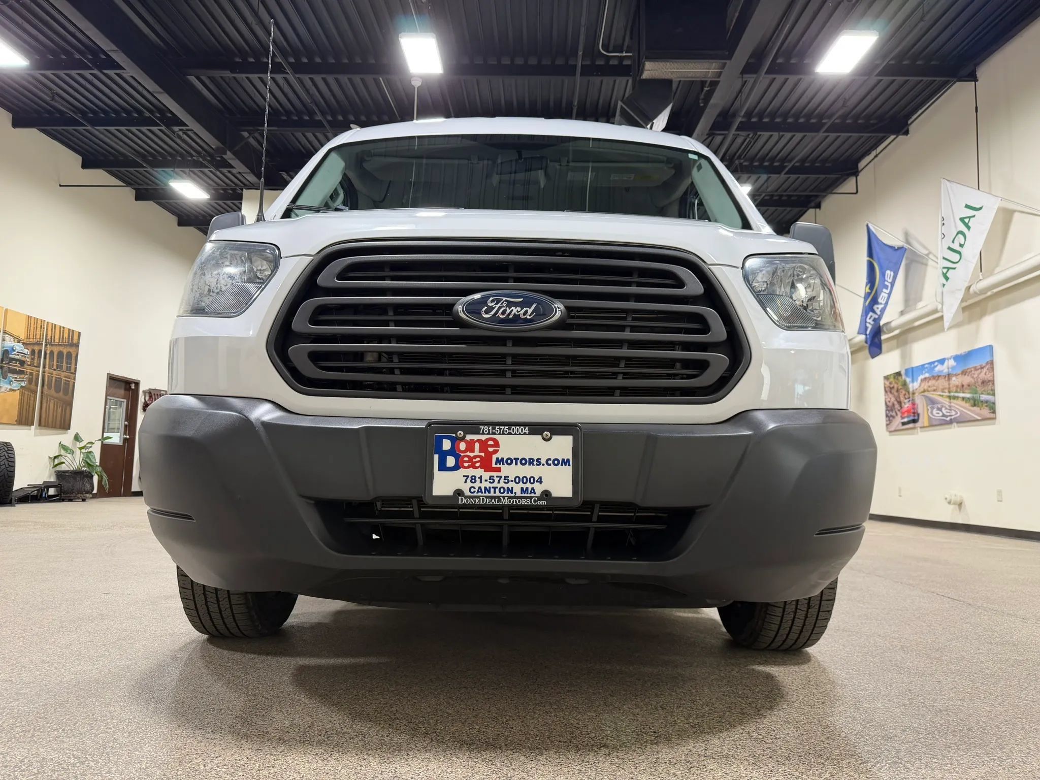 Used 2015 Ford Transit 350 XL RWD image 13