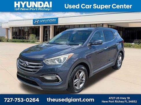 Used 2017 Hyundai Santa Fe Sport FWD image 1