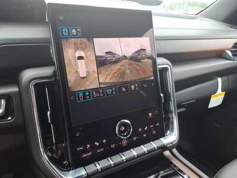 New 2026 GMC Yukon XL Denali AWD/4WD image 23