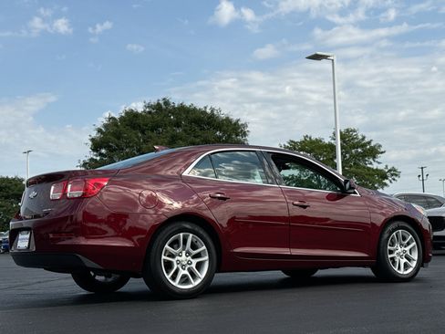 Used 2016 Chevrolet Malibu LT w/ Power Convenience Package FWD image 7