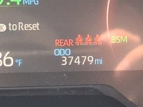 Used 2025 Toyota RAV4 XLE AWD/4WD image 19