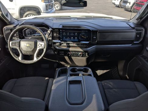 Used 2025 Chevrolet Silverado 1500 LT image 16