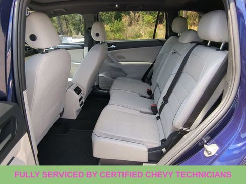 Used 2023 Volkswagen Tiguan SEL R-Line image 39