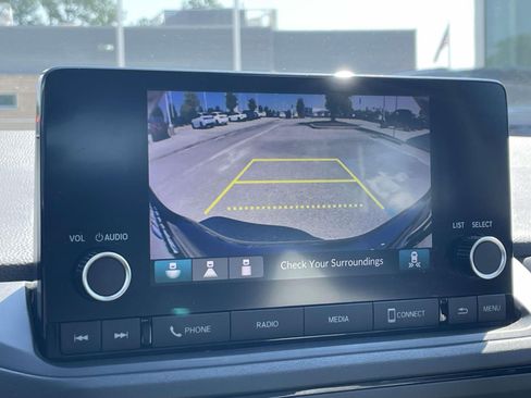 Used 2023 Honda Accord EX image 25
