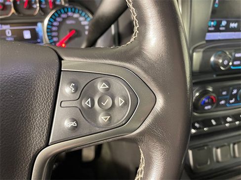 Used 2018 Chevrolet Silverado 1500 LT w/ All Star Edition image 9