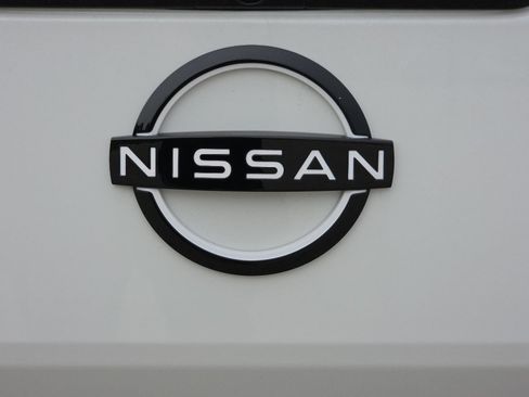 New 2026 Nissan Frontier SV AWD/4WD image 11