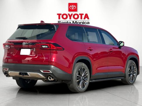New 2026 Toyota Grand Highlander MAX Platinum image 3