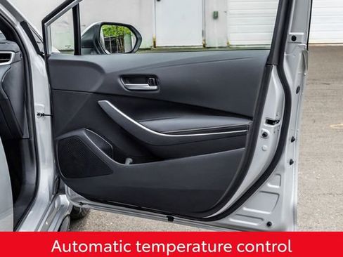 Certified 2023 Toyota Corolla SE w/ Carpet Mat Package (TMS) FWD image 16