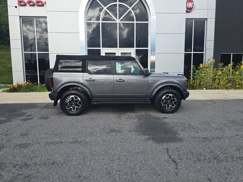 Used 2022 Ford Bronco Outer Banks AWD/4WD image 7