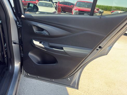 Used 2025 Buick Envista Avenir FWD image 20