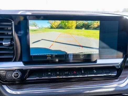 Used 2023 Chevrolet Silverado 1500 LT Trail Boss w/ Protection Package image 28