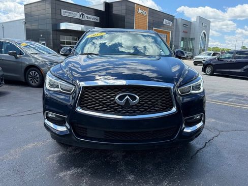 Used 2017 INFINITI QX60 Luxe AWD/4WD image 2