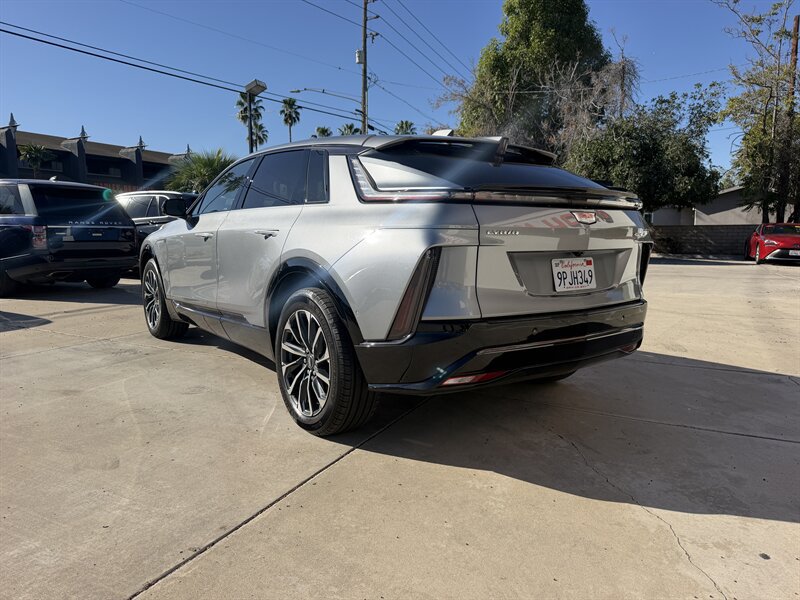 Used 2024 Cadillac Lyriq Sport RWD image 3