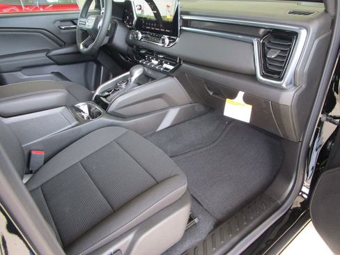 New 2026 GMC Canyon Elevation image 22