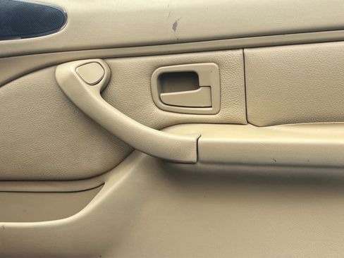 Used 2001 BMW Z3 2.5i image 26