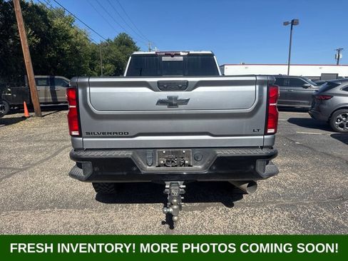 Used 2025 Chevrolet Silverado 2500 LT w/ Trail Boss Package AWD/4WD image 3