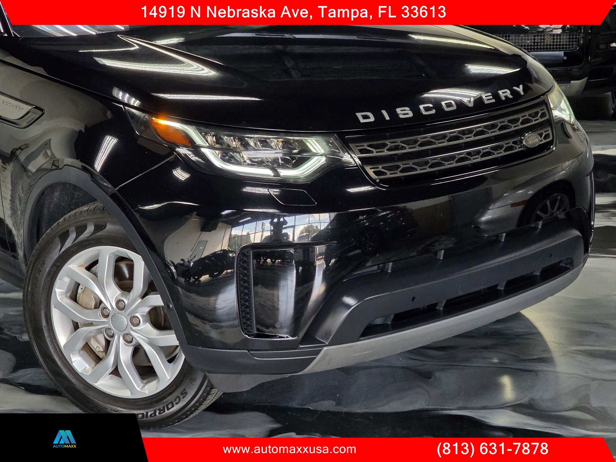 Used 2019 Land Rover Discovery SE AWD/4WD image 3