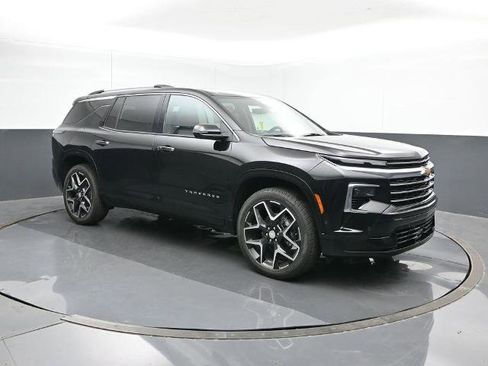 New 2026 Chevrolet Traverse High Country w/ LPO, Floor Liner Package image 7