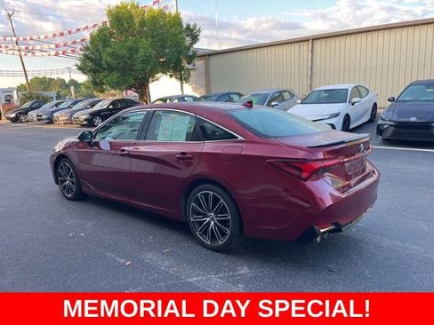 Used 2019 Toyota Avalon XSE w/ All Weather Liner Package FWD image 40