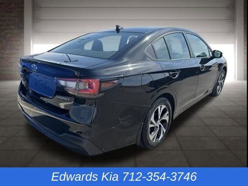 Used 2024 Subaru Legacy Premium image 3