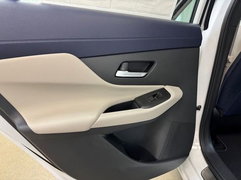 New 2026 Nissan Sentra SL w/ Floor Mat Package FWD image 15