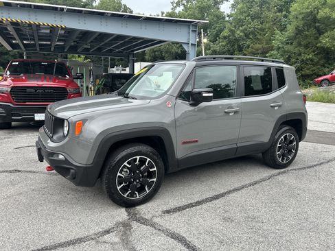 Certified 2023 Jeep Renegade Trailhawk w/ Sun/Sound Group AWD/4WD image 1