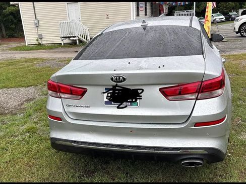 Used 2019 Kia Optima LX image 4