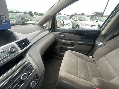 Used 2014 Honda Odyssey LX image 23