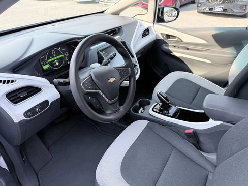 Used 2020 Chevrolet Bolt LT FWD image 9