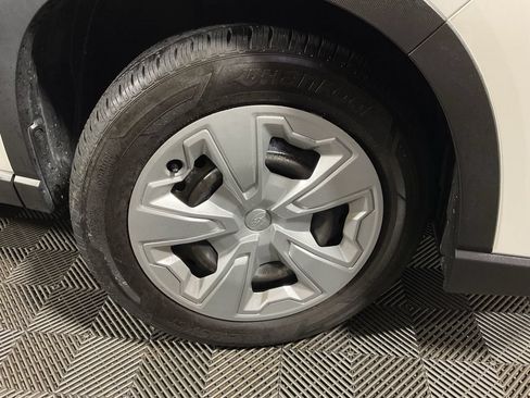 Used 2019 Subaru Forester AWD/4WD image 38