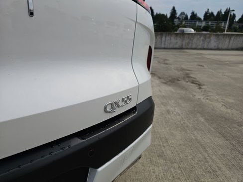 Certified 2025 INFINITI QX55 Luxe w/ Cargo Package image 17